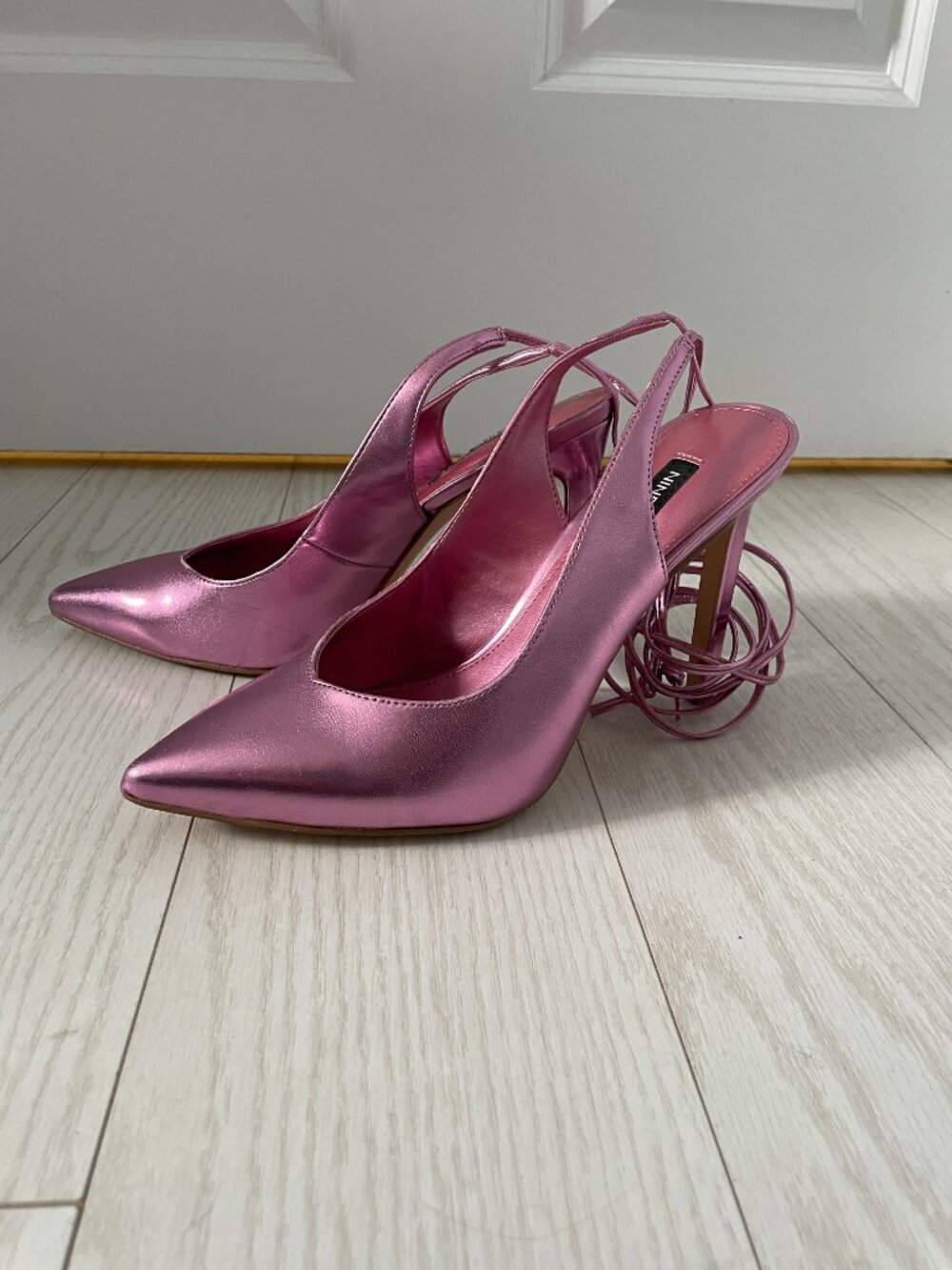 Nine West Iridescent Pink Lace-Up Pointed-Toe Heels size 7
